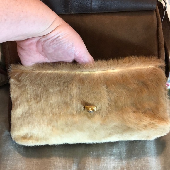 VINTAGE Handmade Furry Suede Crossbody Twist-Lock Flap NEW - Picture 8 of 16